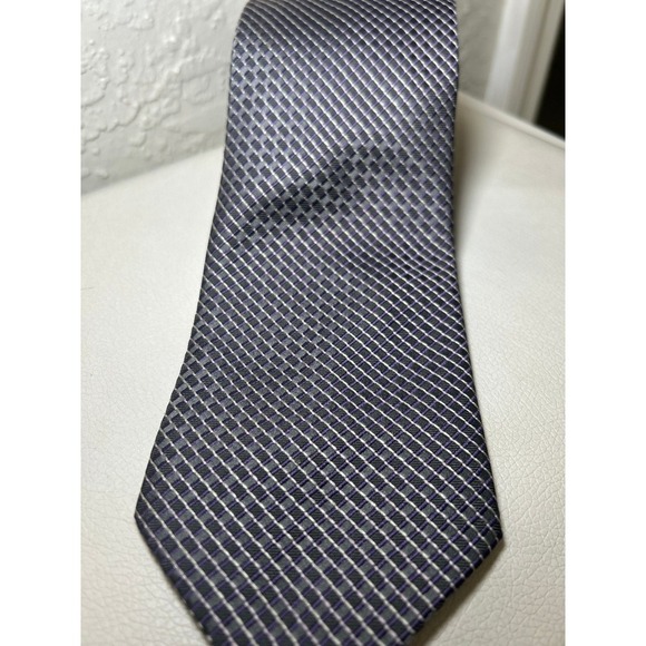 Calvin Klein Necktie Silk Gray‎ Purple Plaid Formal Tie Career 3.5 inches - Picture 1 of 5